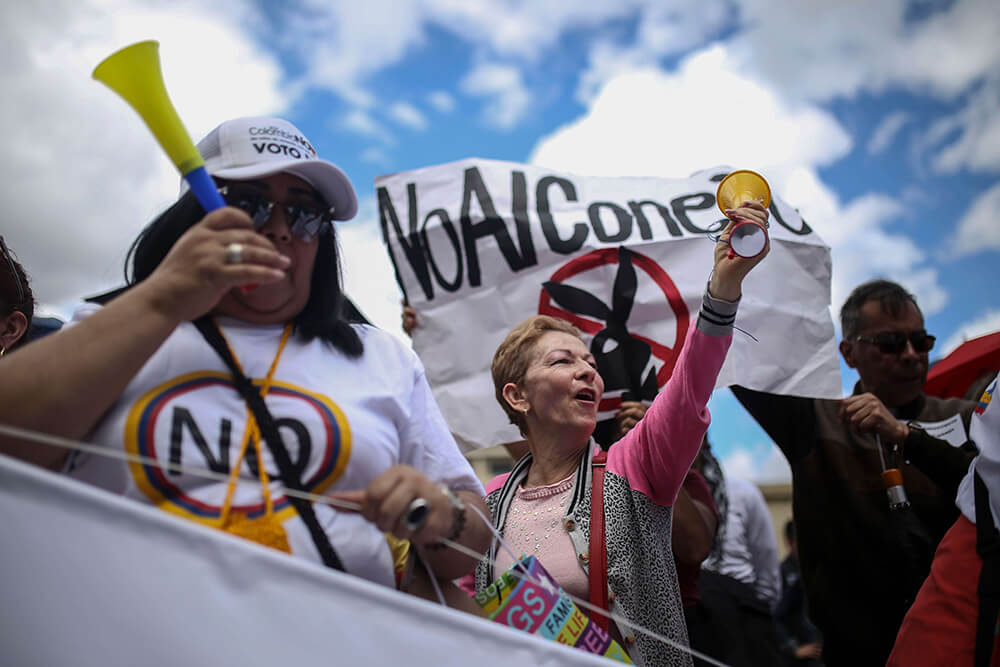 Image of FARC peace deal protesters