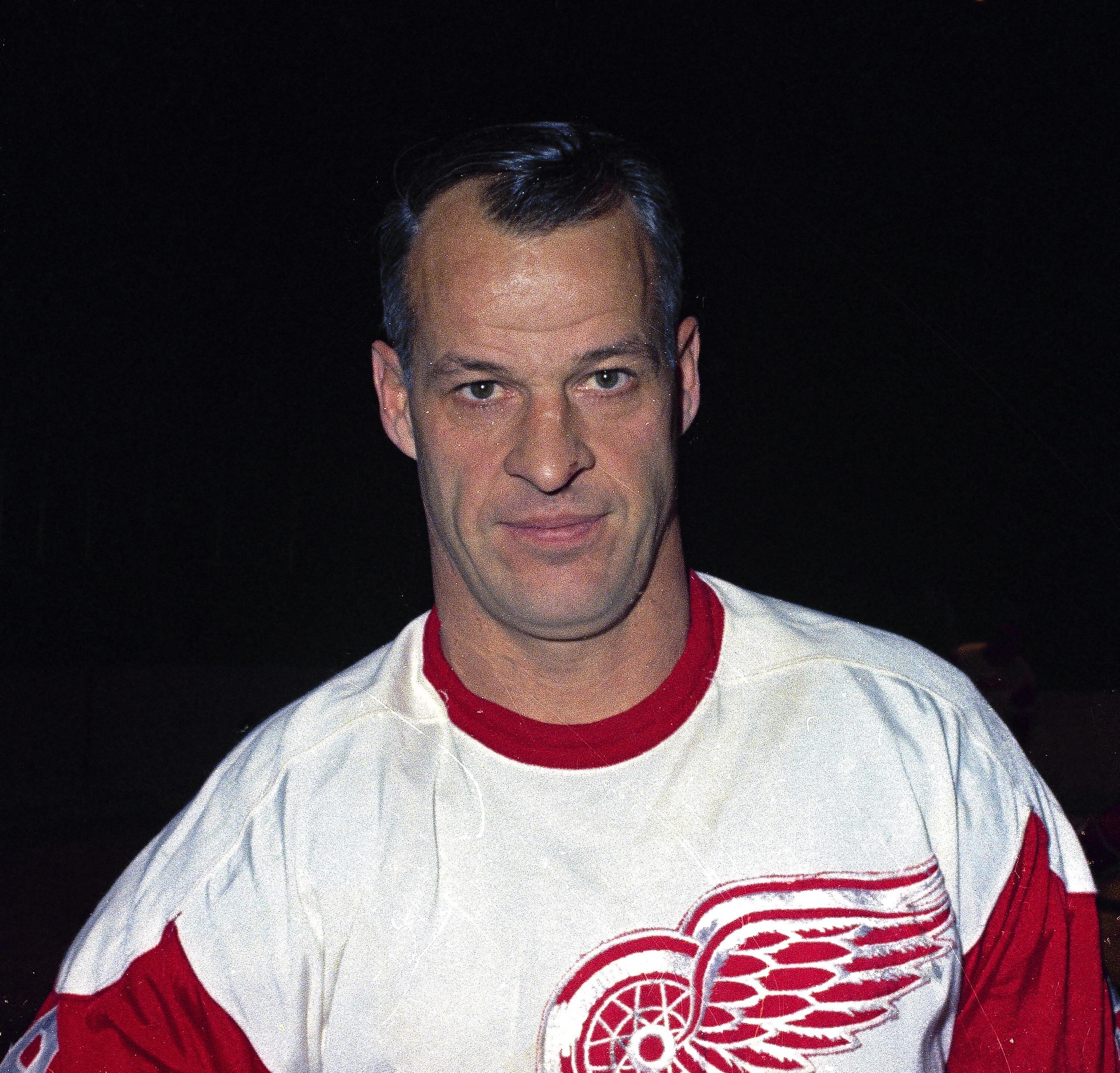 Image of hockey legend Gordie Howe