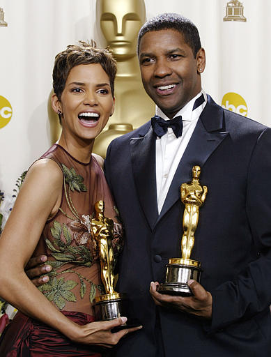 Halle Berry Denzel Washington Oscars