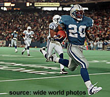 Detroit's Barry Sanders on a scoring run