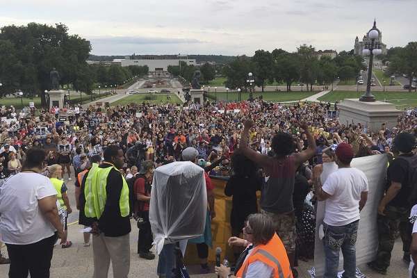 Protesters Speak Out Against the Castile Ruling