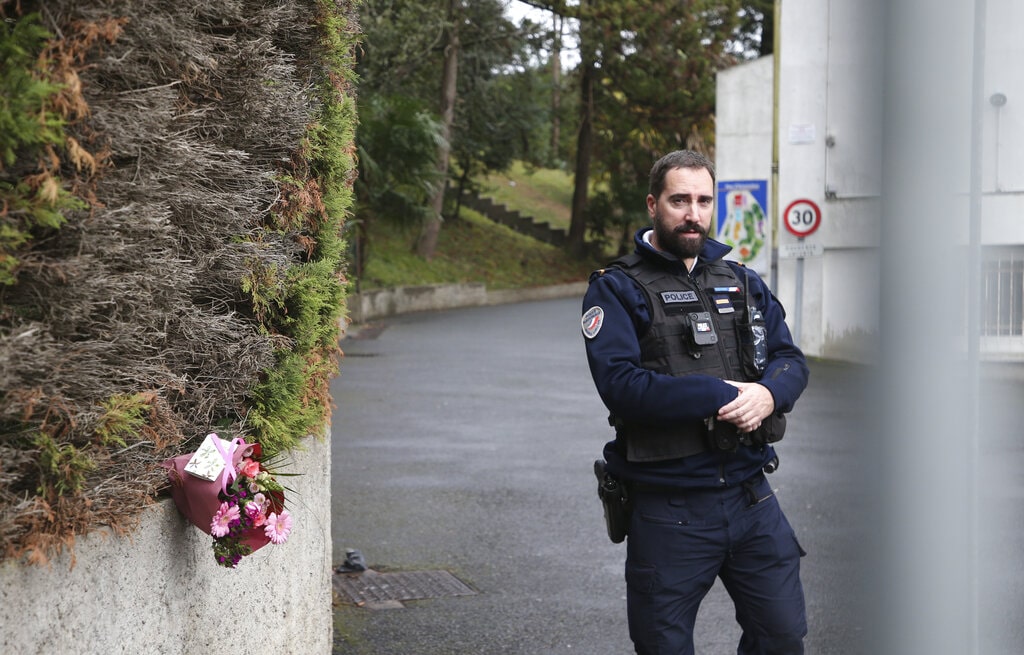 France teacher stabbed